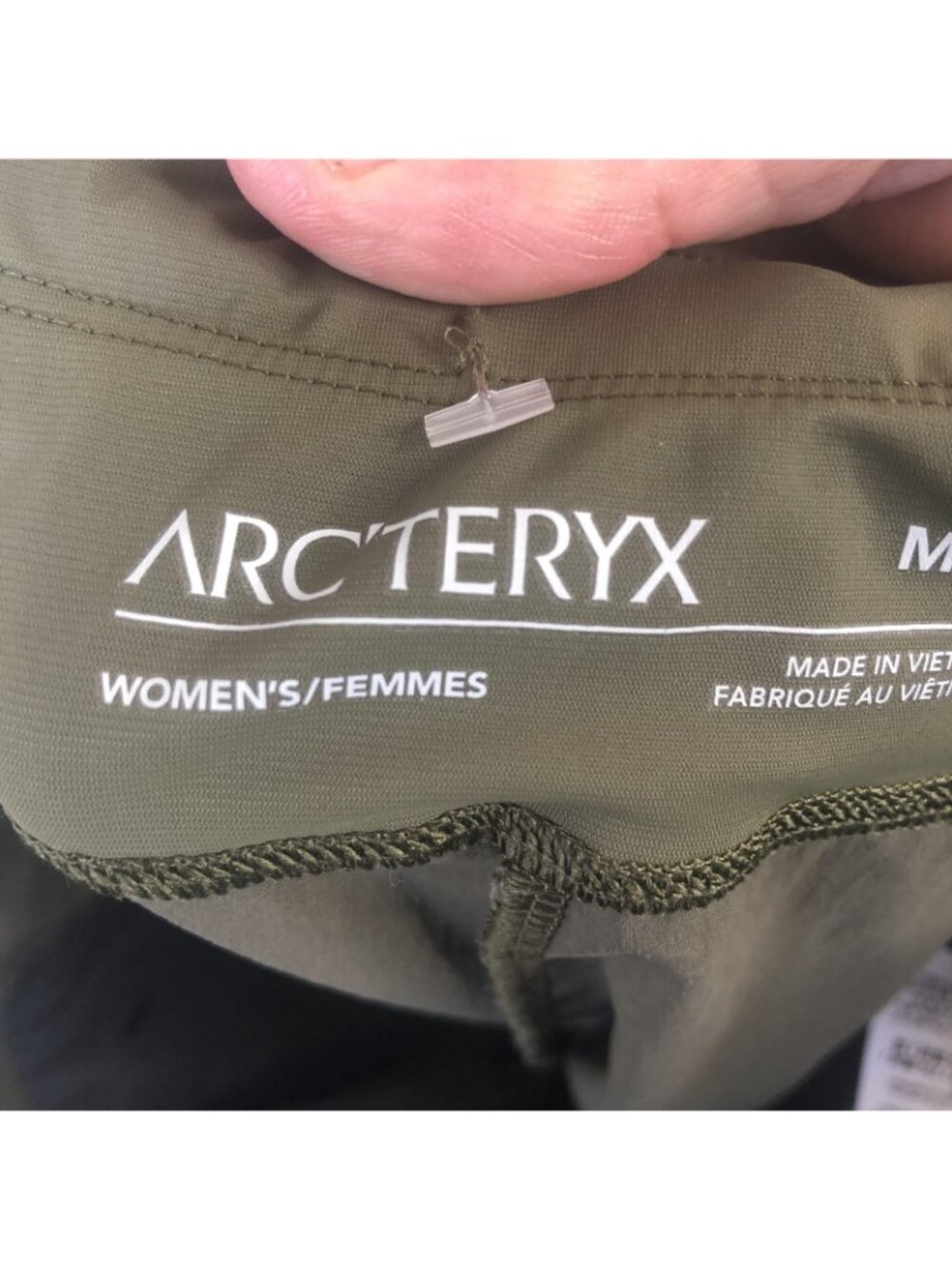 Arcteryx Shorts Womens Medium Green Lightweight Hiking Quick Dry Trail Beach - Picture 6 of 16